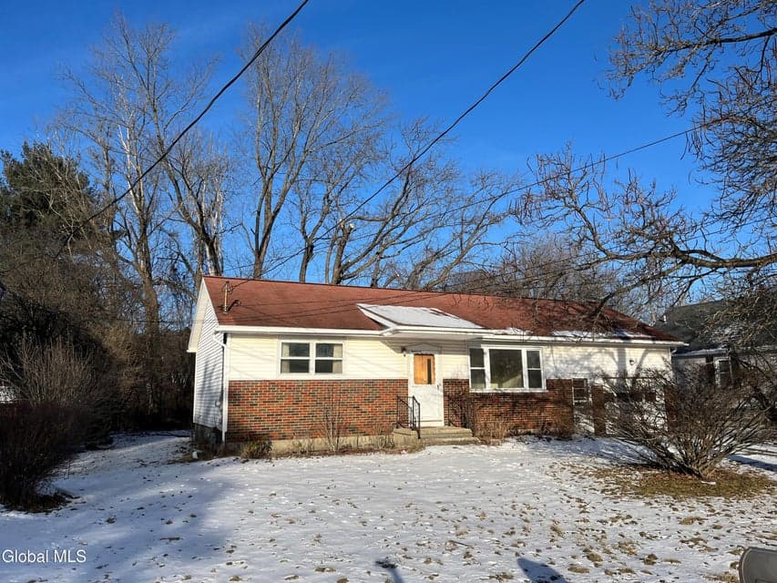 1377 Tracy Avenue, photo 3