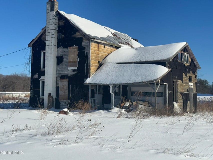3964 Putnam Road, photo 1