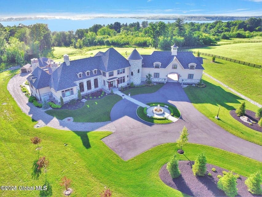 65 Brown Road, photo 3
