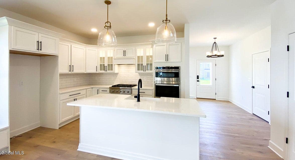 59 Heritage Way, photo 3