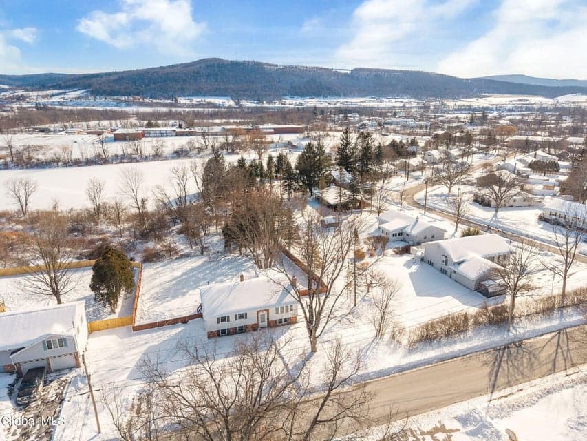 108 Crabapple Lane, photo 2