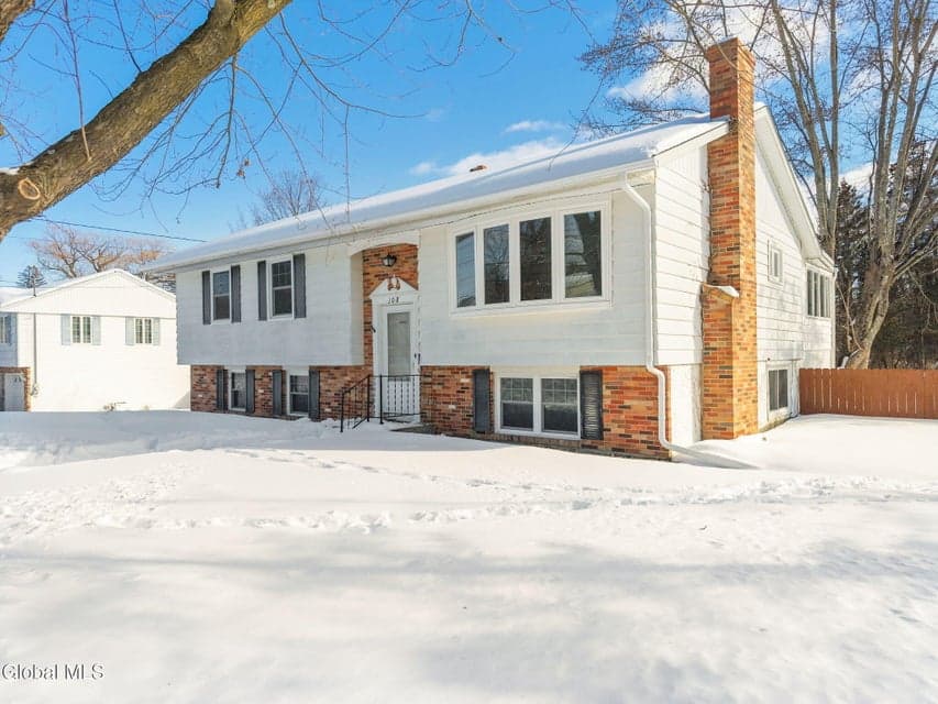 108 Crabapple Lane, photo 4