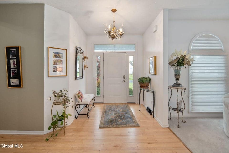 63 Bittersweet Lane, photo 4