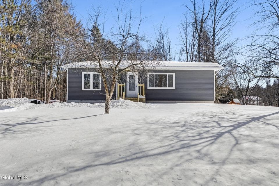 1228 Simons Road, photo 2