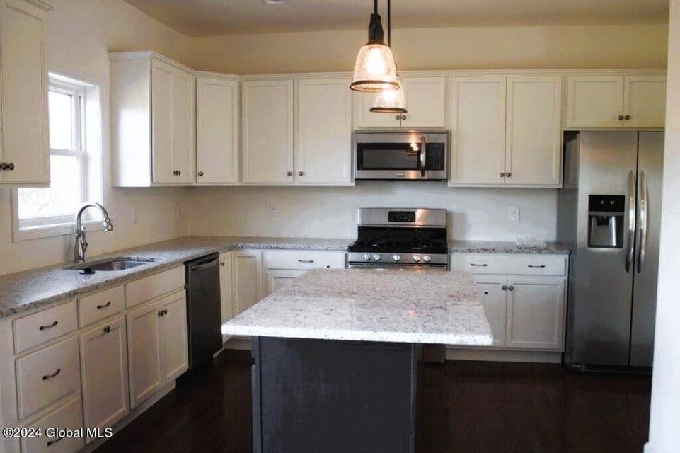 914 Ridgeview Circle, photo 5