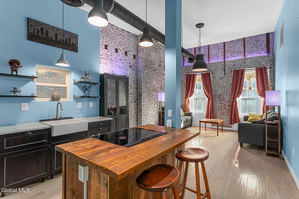 147 4th Street, photo 5