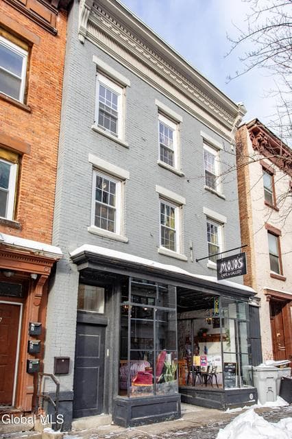 147 4th Street, photo 1