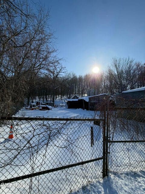 133-135 Clizbe Avenue, photo 4
