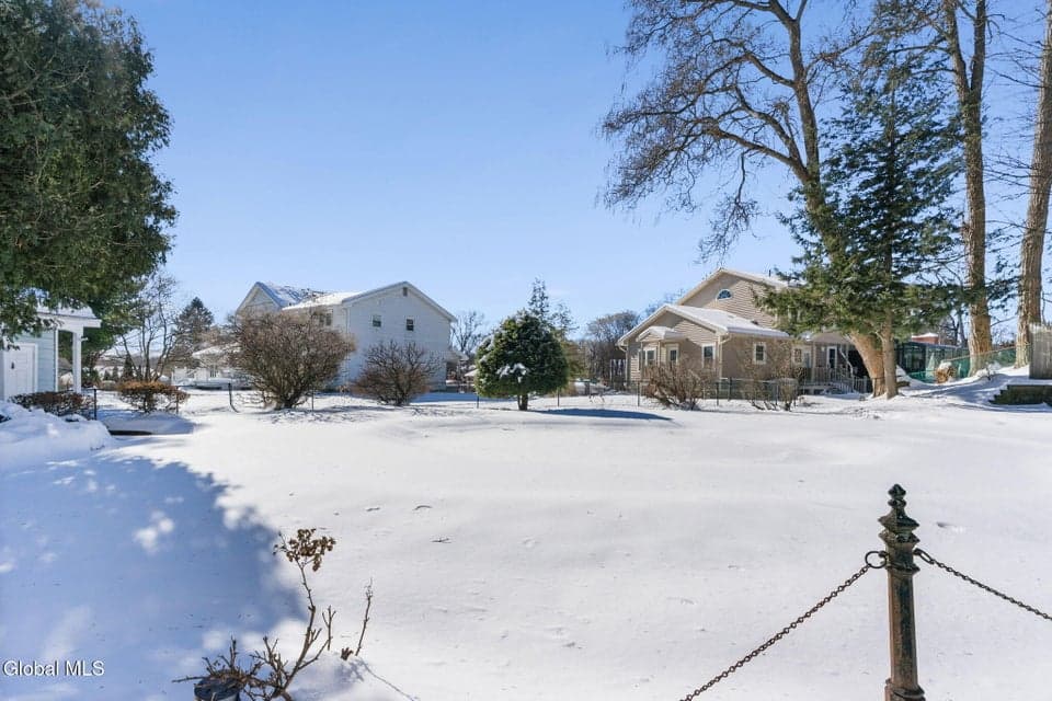 174 Menands Road, photo 5