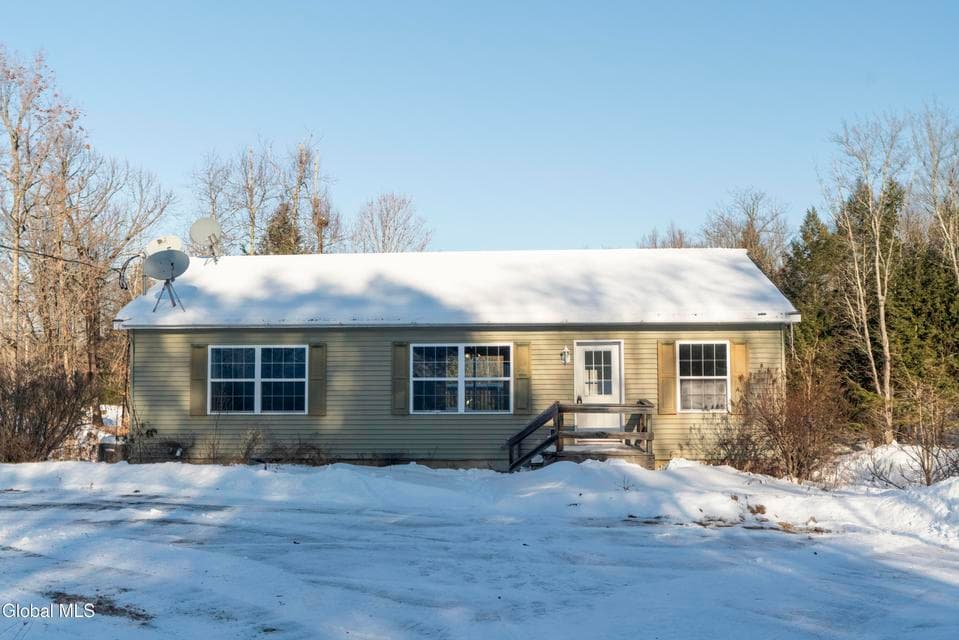 79 Keller Lane, photo 1