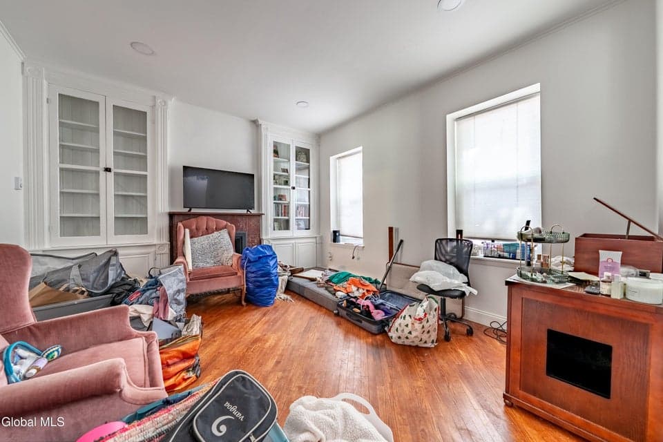 177 Lancaster Street, photo 2