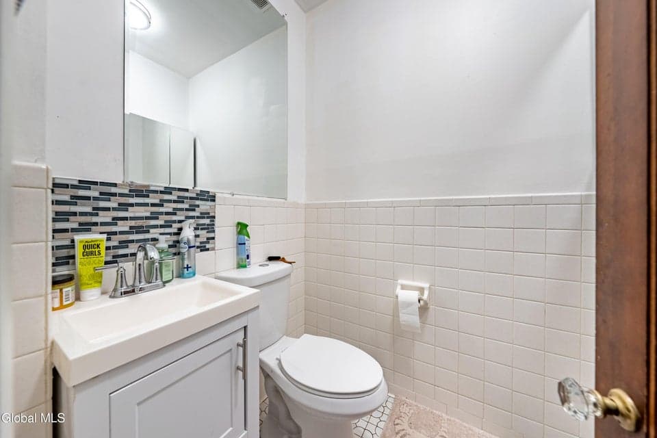 177 Lancaster Street, photo 3