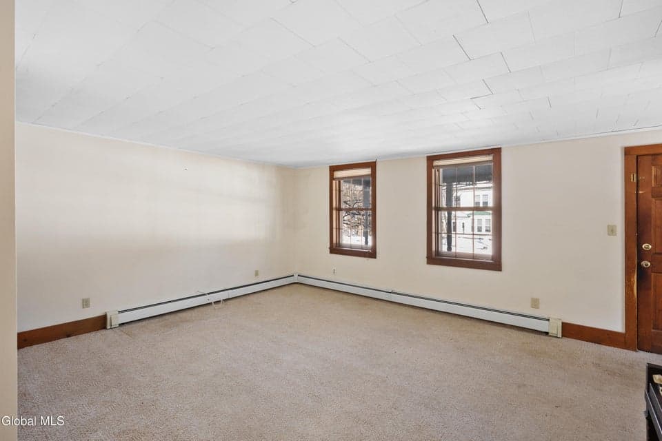 26 Elm Street, photo 5