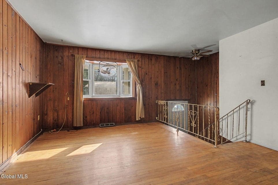 44 Curt Boulevard, photo 4