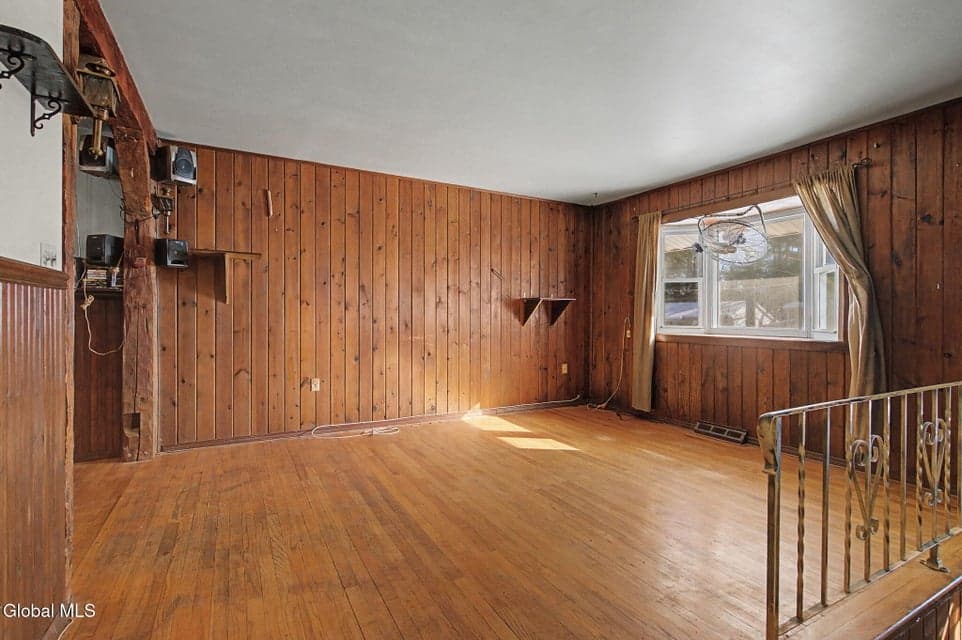 44 Curt Boulevard, photo 5