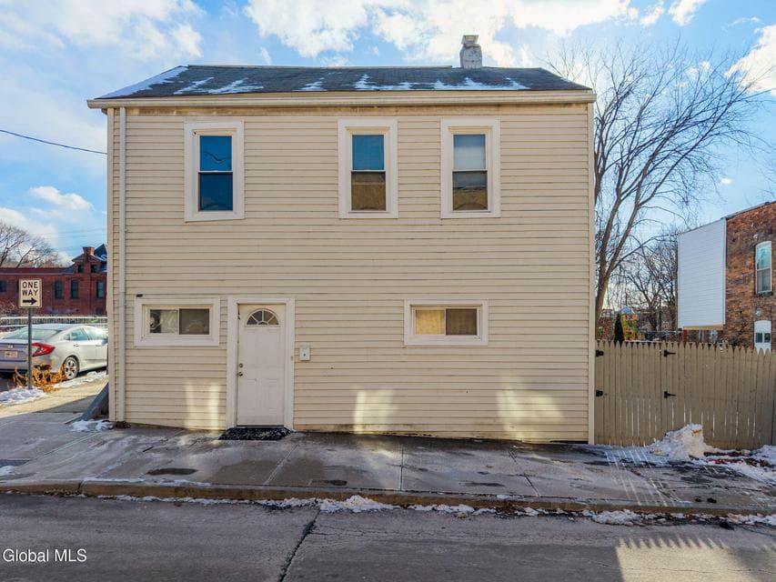 52 Ida Street, photo 1