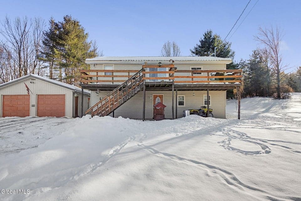 242 Beecher Road, photo 1
