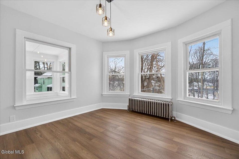 45 Lorraine Avenue, photo 4