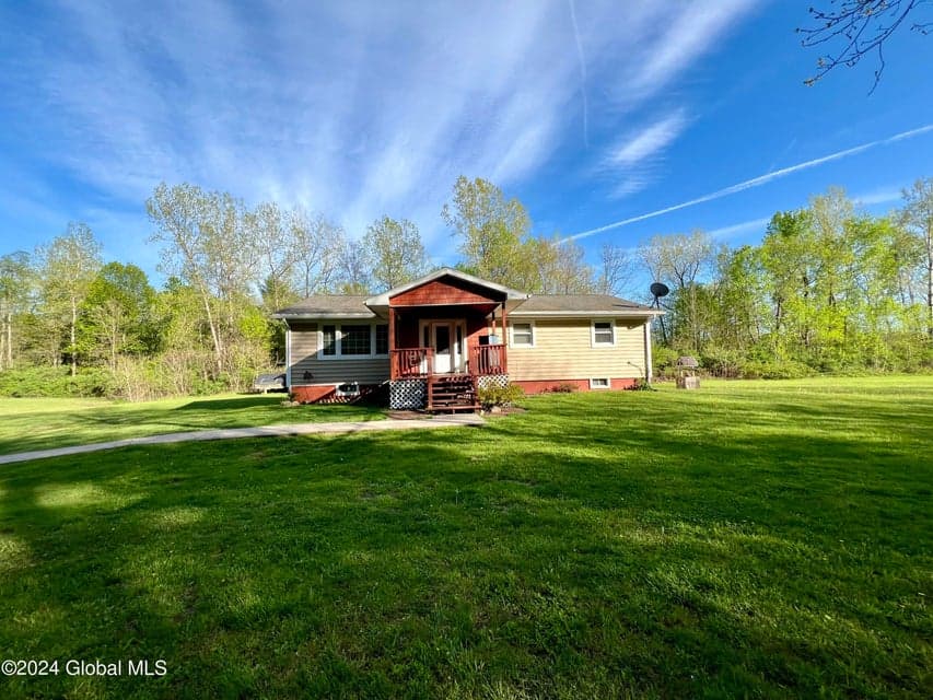 81 Rathbunville Lane, Whitehall, NY 12887, photo 1