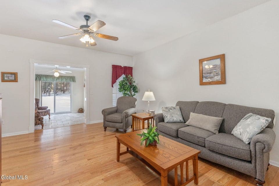 28 Donegal Way, photo 4