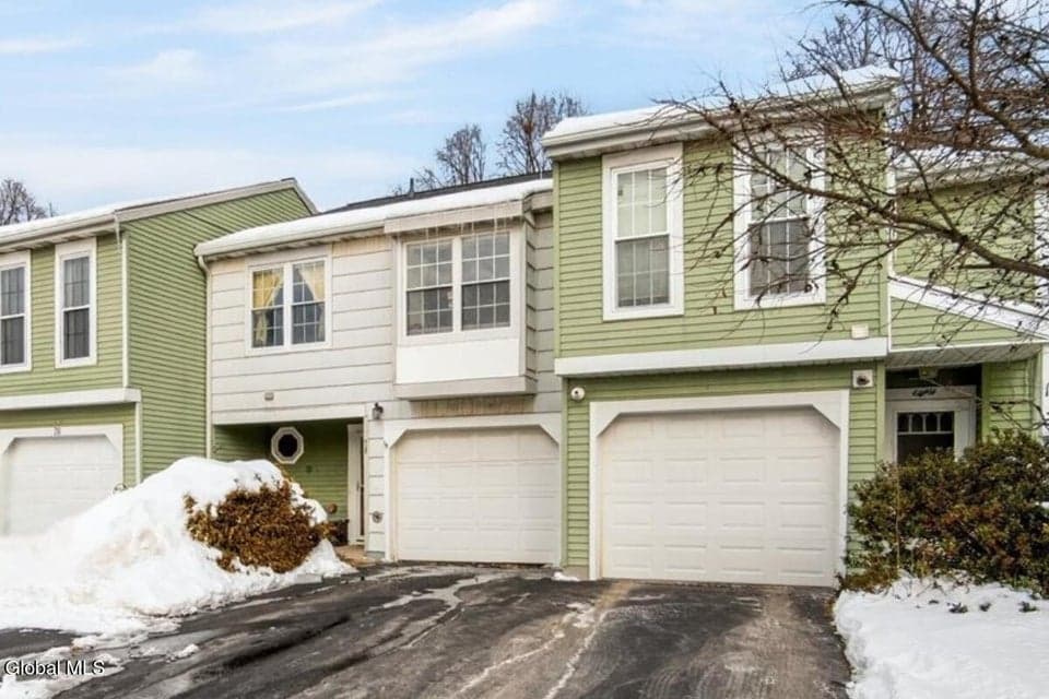 78 Meadowlark Drive, photo 1