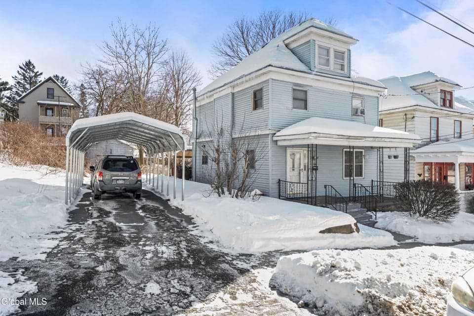 122 Haigh Avenue, photo 2