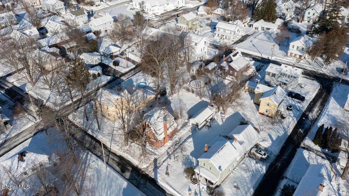 9 Willow Street, photo 3