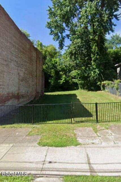 156.5-158 Livingston Avenue, photo 1
