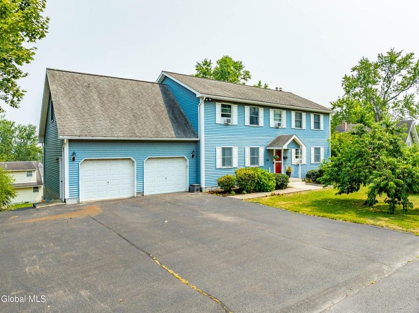 44 Western Avenue, photo 5