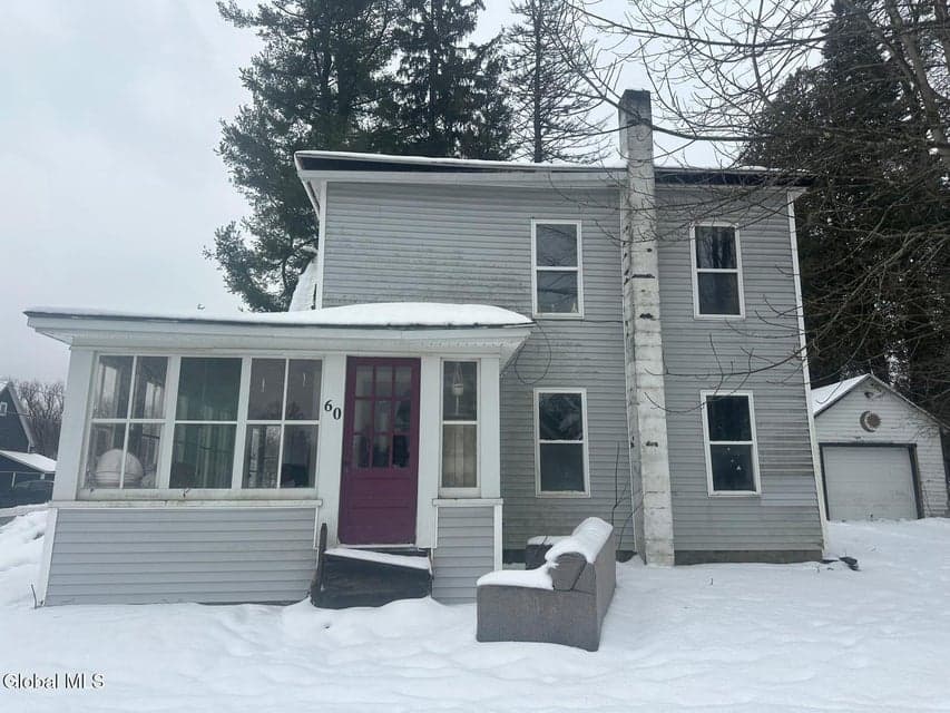 60 E James Street, photo 1