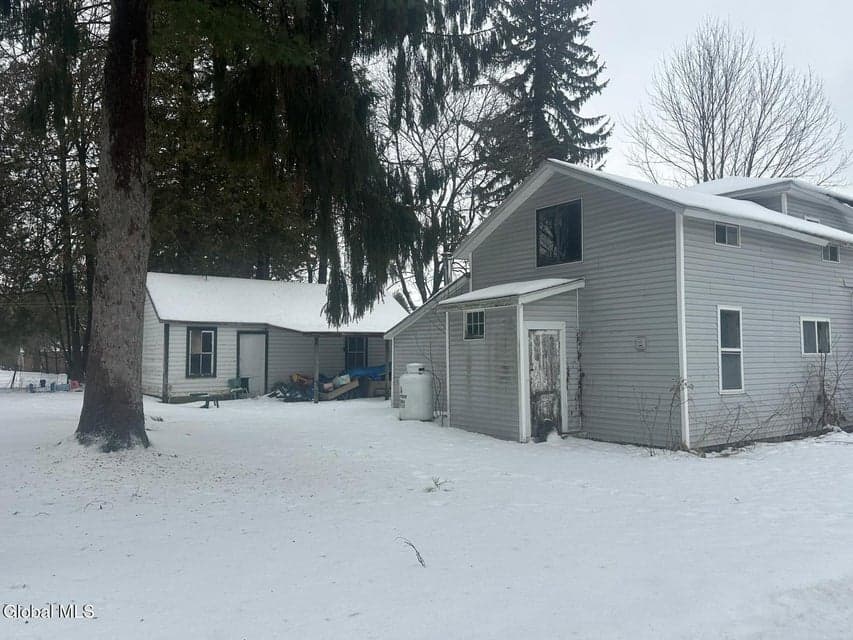 60 E James Street, photo 2