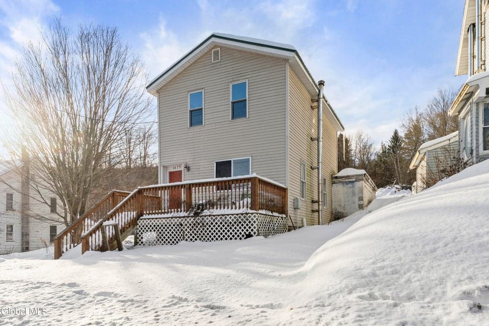 1679 Helderberg Trail, photo 3