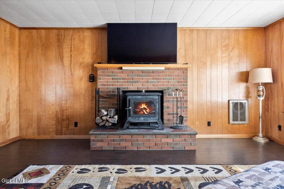 387 Chamberlain Road, photo 5
