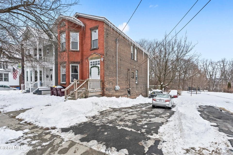 1447 Broadway, photo 1
