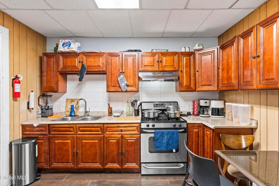 1447 Broadway, photo 4