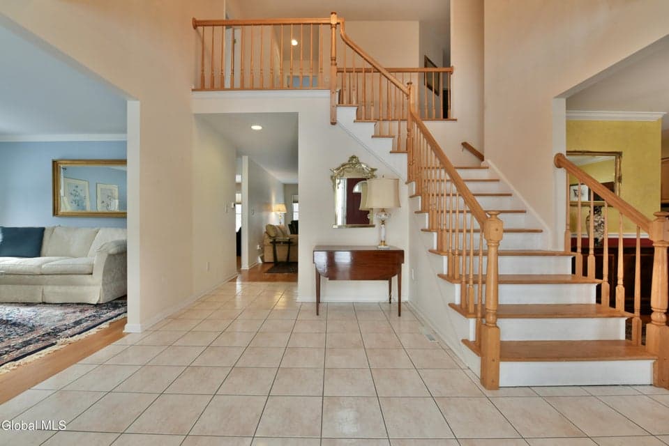 50 Jamison Drive, photo 2