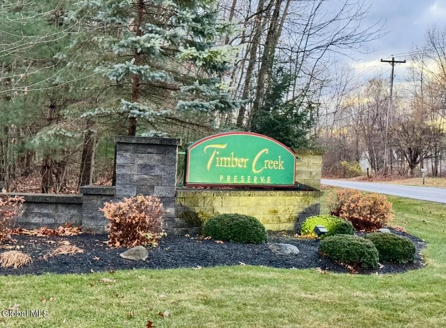 18 Forestbrook Drive, photo 3