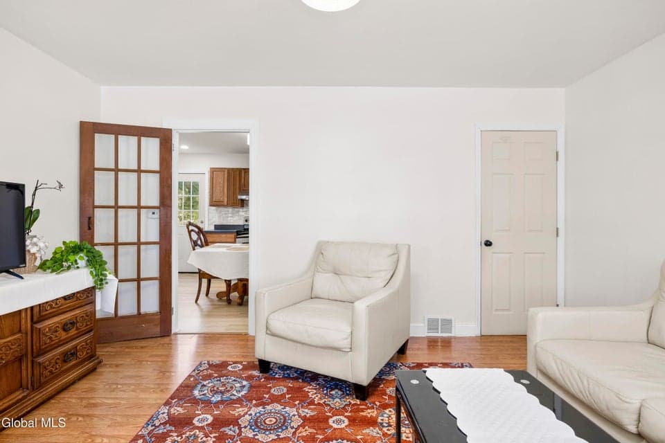 8 Fuller Terrace, photo 4