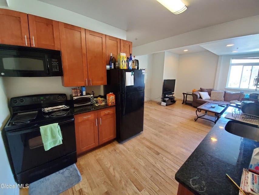 811 Madison Avenue, photo 4