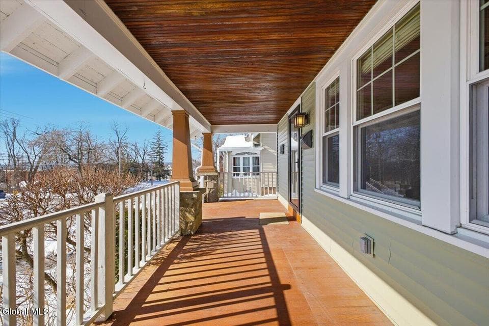 1303 Park Boulevard, photo 3