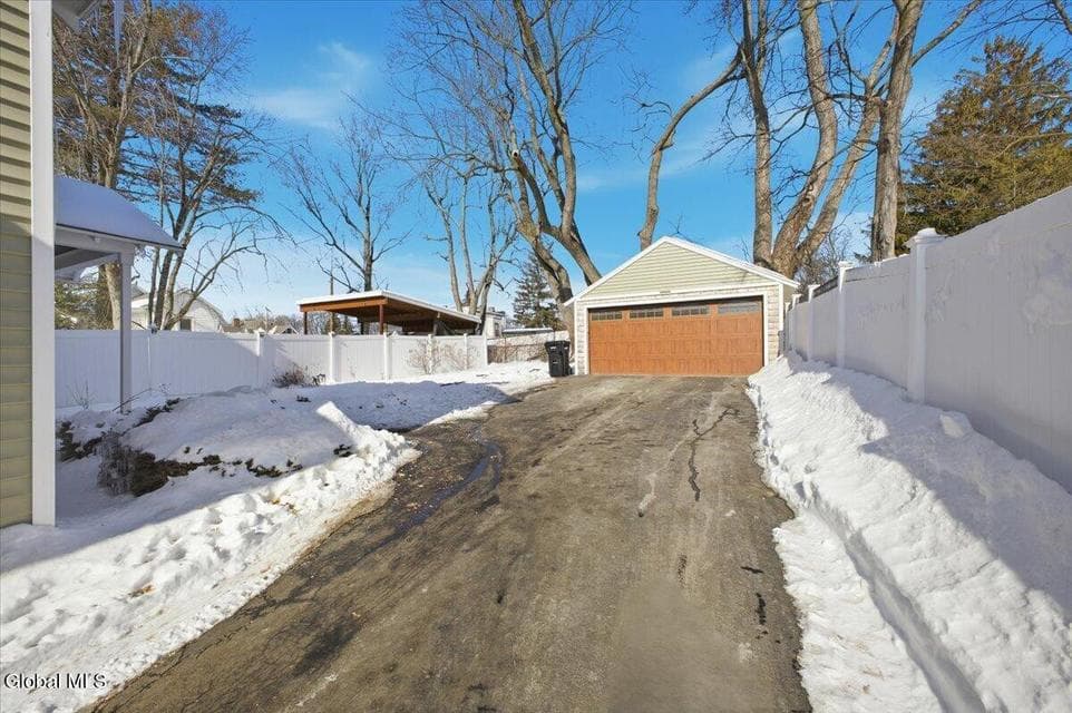 1303 Park Boulevard, photo 5