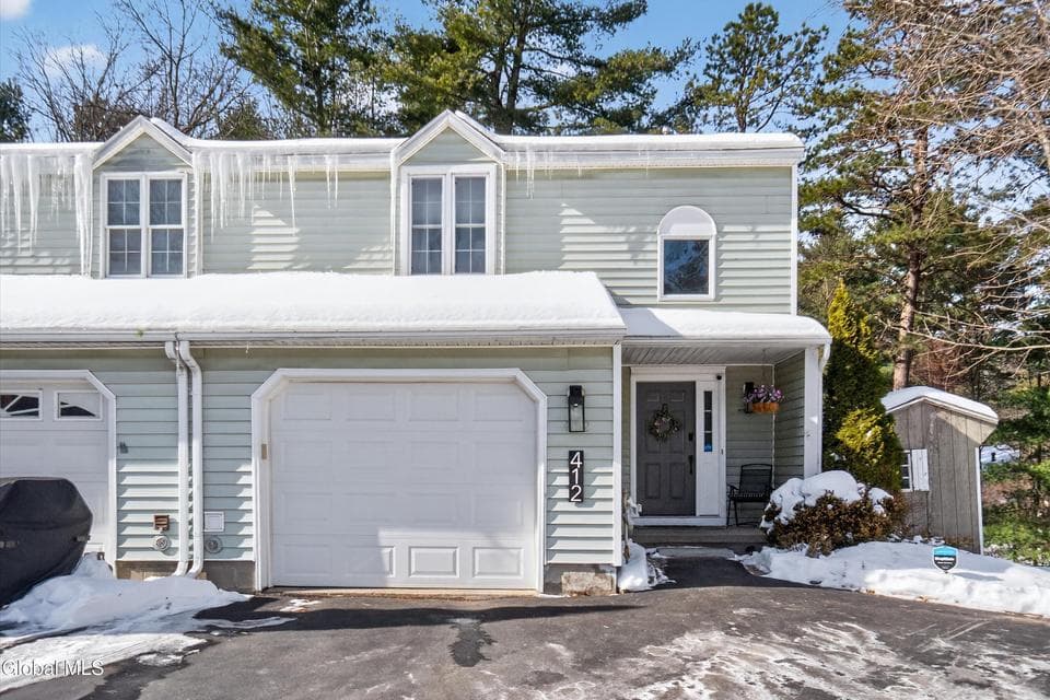 412 Antler Court, photo 1