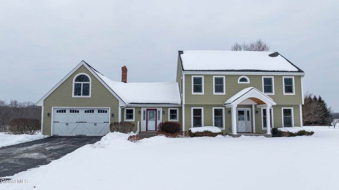 182 Charlton Road, photo 1