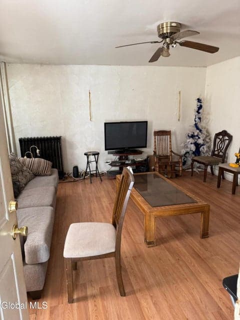 281 Sherman Street, photo 3