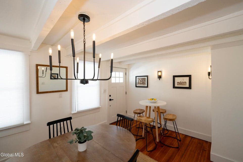 36 Ash Street, photo 5