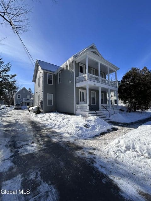 58 Lincoln Avenue, Saratoga Springs, NY 12866, photo 2
