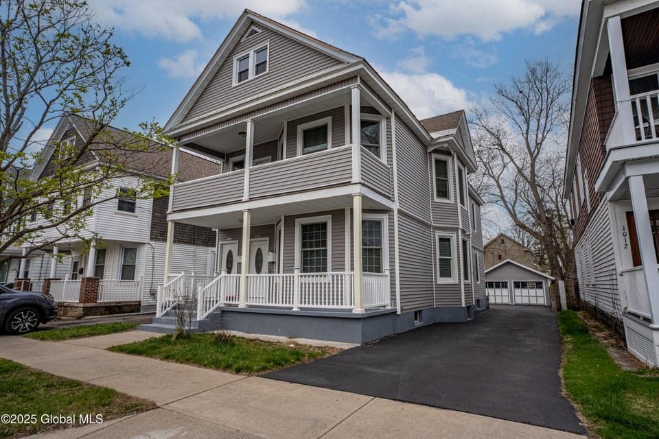 1014 Baker Avenue, photo 1