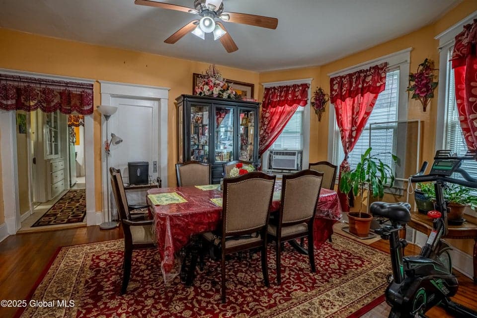 1014 Baker Avenue, photo 4
