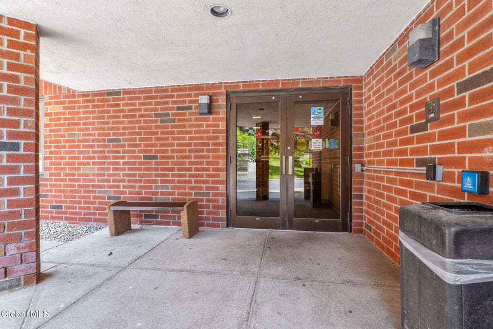 1201 Nott Street, photo 5