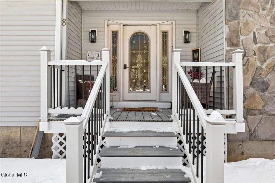 8 Greenfield Manor Road, photo 5